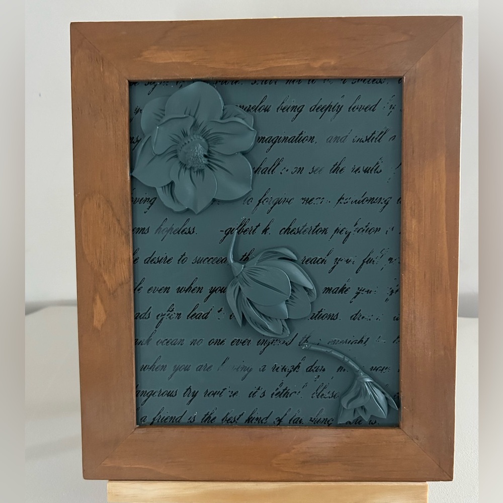 Floral wall decor